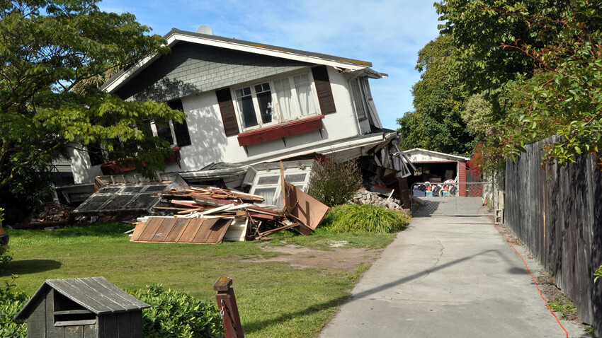 House-Damage-AdobeStock_502681631_Preview
