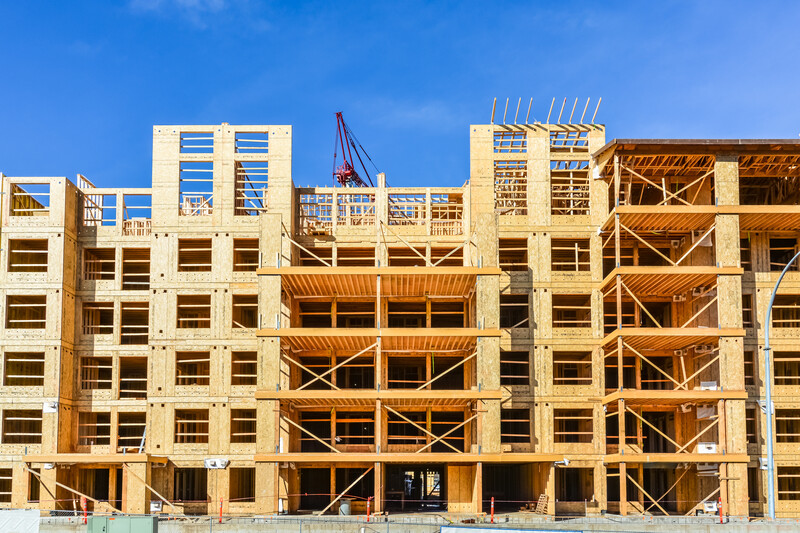 Building-Construction-Nonresidential-AdobeStock_283277743