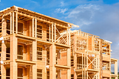 Building-Construction-Nonresidential-AdobeStock_283358014